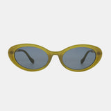 Polycarbonate Frame Cat-Eye Sunglasses
