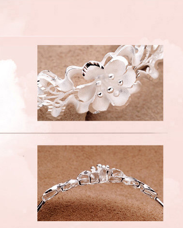 Sweet Bauhinia Adjustable Bracelet Woman Flower Vera Bracelet
