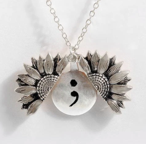 Sunflower Double-layer Lettering Necklace
