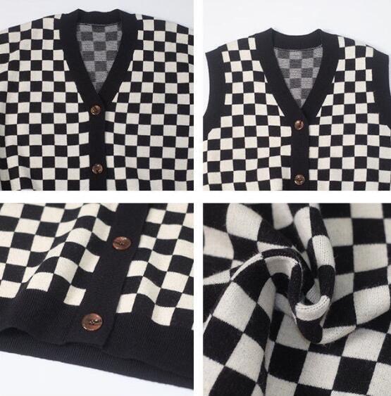 Fashion Women's Simple Checkerboard Sweater Vest
