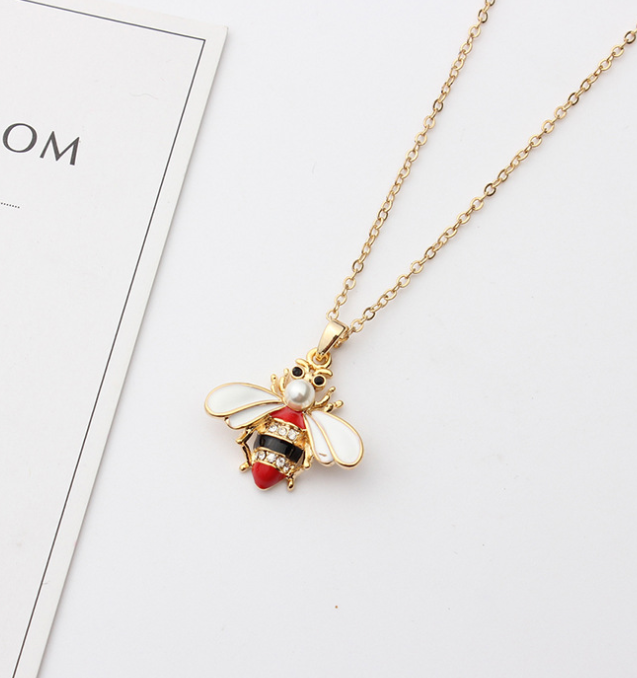 Summer Jewelry Necklace Lady Cartoon Cute Drop Oil Studded Bee Pendant
