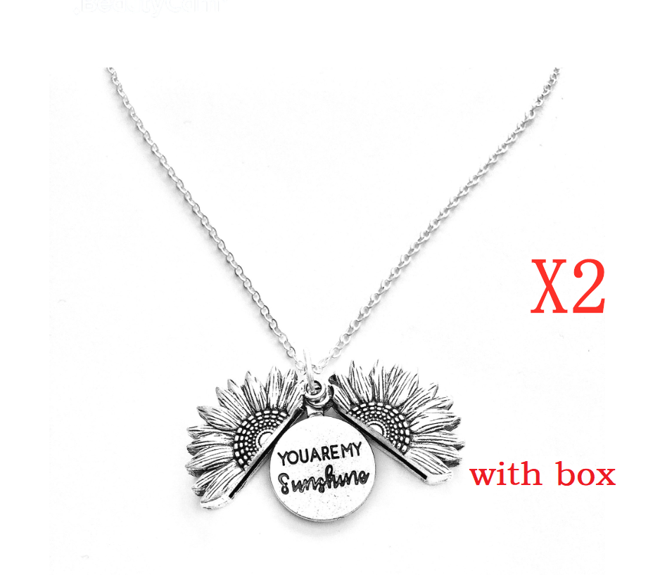 Sunflower Double Lettering Necklace
