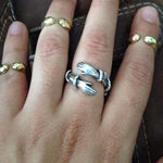 Simple And Creative Love Hands Embracing Ring
