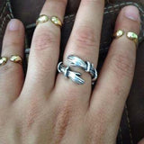 Simple And Creative Love Hands Embracing Ring
