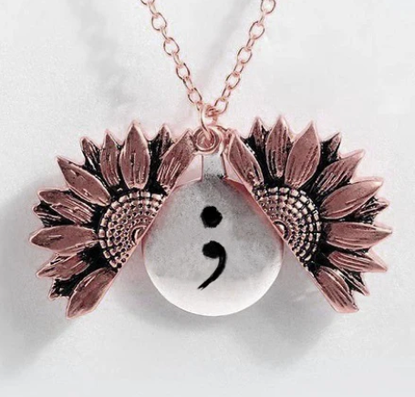 Sunflower Double-layer Lettering Necklace
