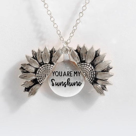 Sunflower Double-layer Lettering Necklace
