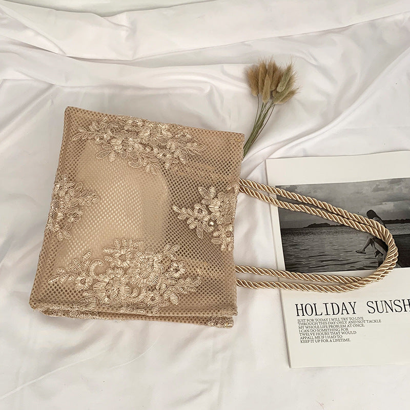 Lace hand shopping bag
