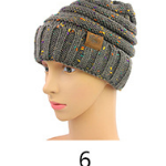 Unisex Outdoor Labeled Knitted Hat
