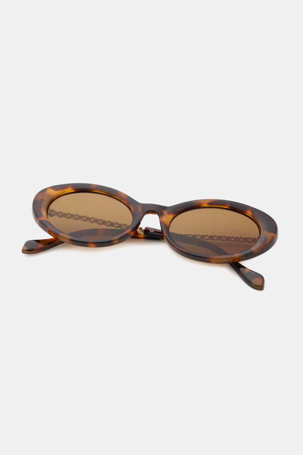 Polycarbonate Frame Cat-Eye Sunglasses
