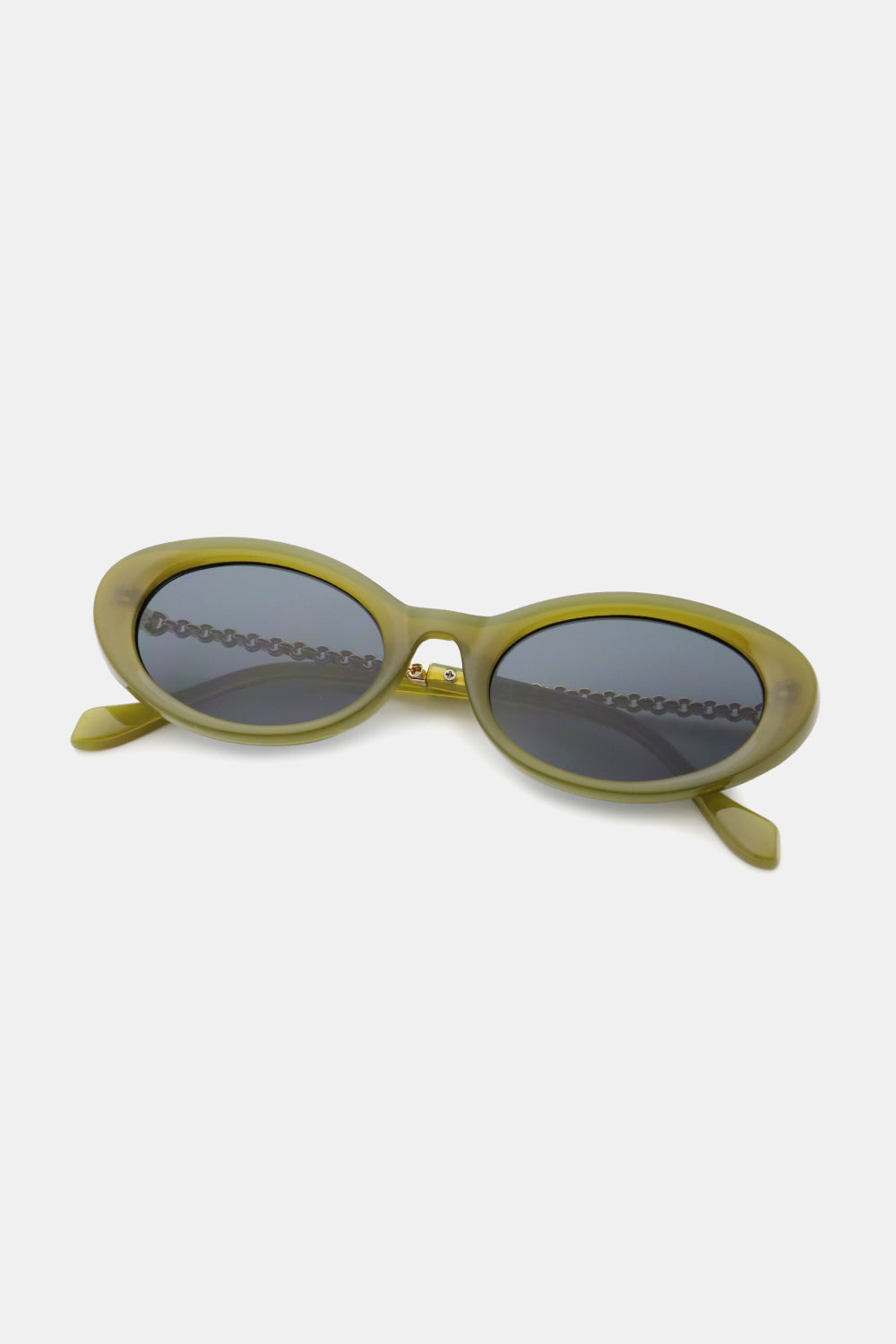 Polycarbonate Frame Cat-Eye Sunglasses
