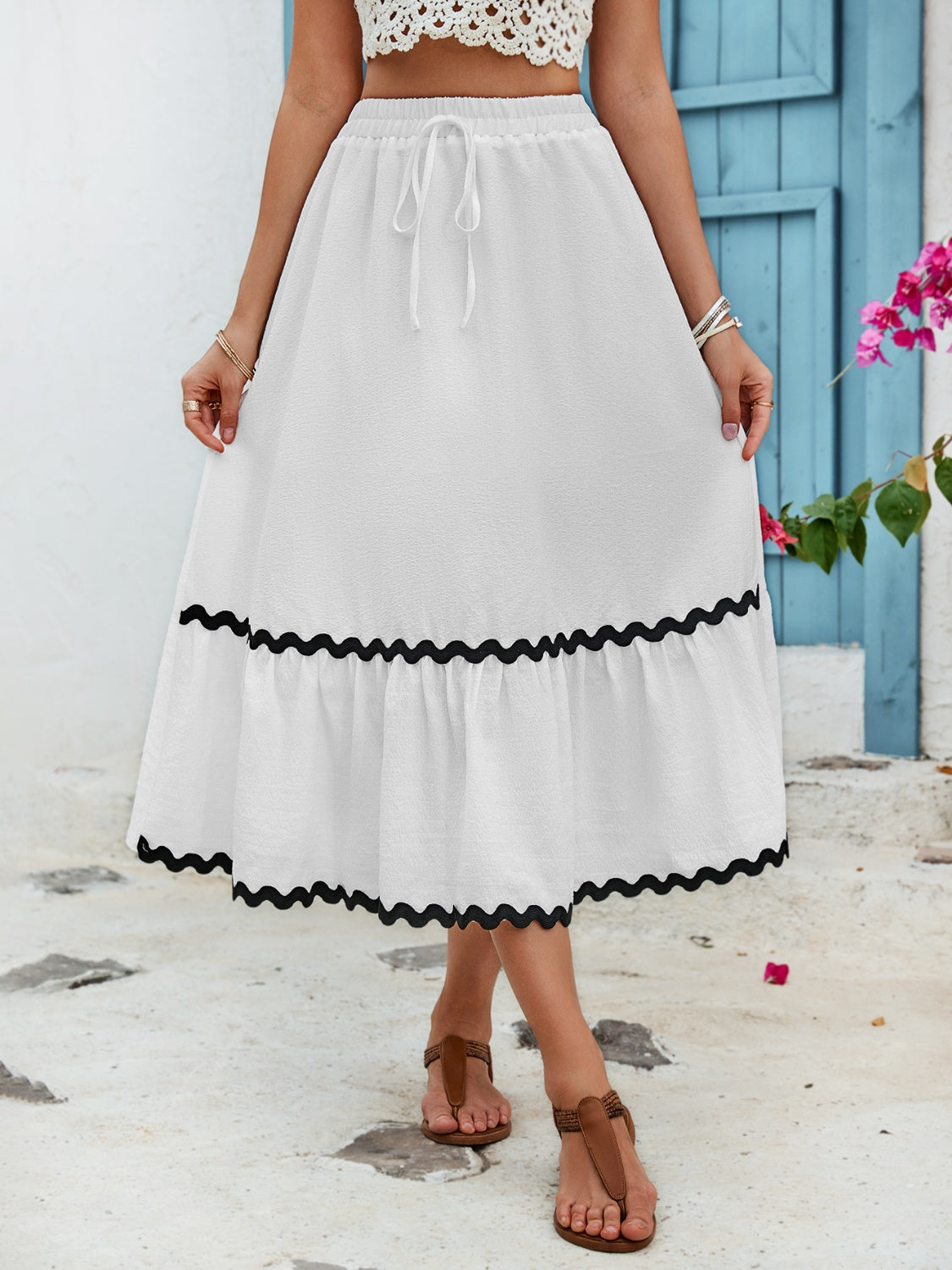 Tied Contrast Trim High Waist Skirt
